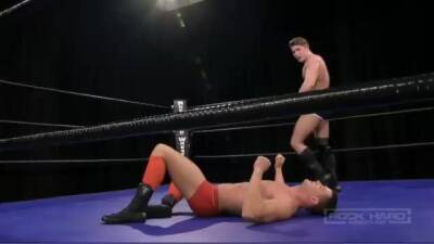 Alex Waters vs. Dash Decker - boyfriendtv.com