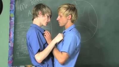 Edible twinks and bra wear gay male porn He flashes by stick - icpvid.com