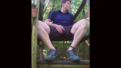 Bating in the great outdoors - boyfriendtv.com