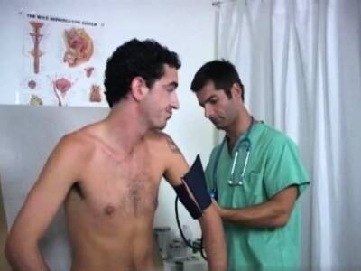 Gay porn juicy boys Dr. Luca checked him over in exactly - drtuber.com