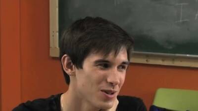 Teen smooth gay twink tube A red-hot twink throat on his mea - nvdvid.com