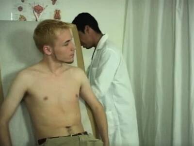 Hardcore gay doctor sex movie The Doc took off his gloves - drtuber.com