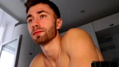 Gay webcam enjoy and masturbating more cams - nvdvid.com