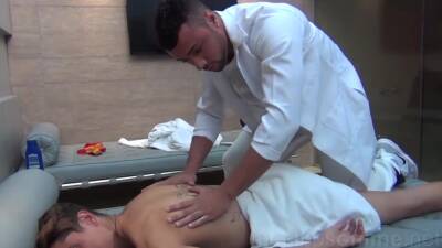 Seducing The Masseur - boyfriendtv.com - Brazil