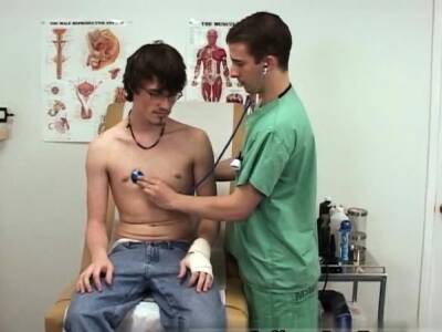 Male athletes physicals gay The door open and the doctor - drtuber.com