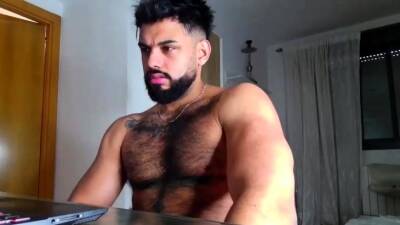 Super hot ripped straight hunk duped into gay sex - drtuber.com