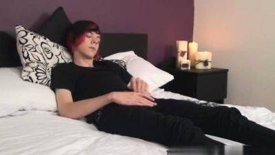 Emo gay twinks nude After his very first shoot Luke - drtuber.com