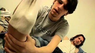 Teen gay boys smelly feet The fellows are quickly playing - drtuber.com